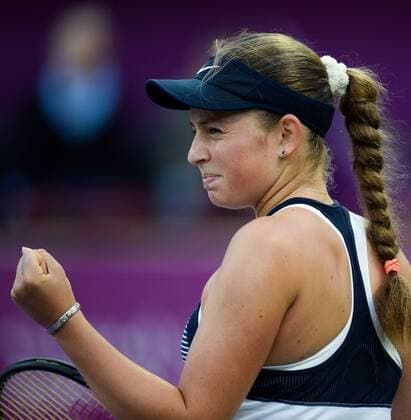 DOHA, Feb. 25, 2016 -- Jelena Ostapenko of Latvia reacts during the women s singles quarterfinal match against Zheng Saisai of China at the WTA Tennis Damen Qatar Open 2016 in Doha, Qatar, Feb. 25, 2016. Jelena Ostapenko won 2-0. ) (SP)QATAR-DOHA-TENNIS-WTA QATAR OPEN 2016 Nikku 