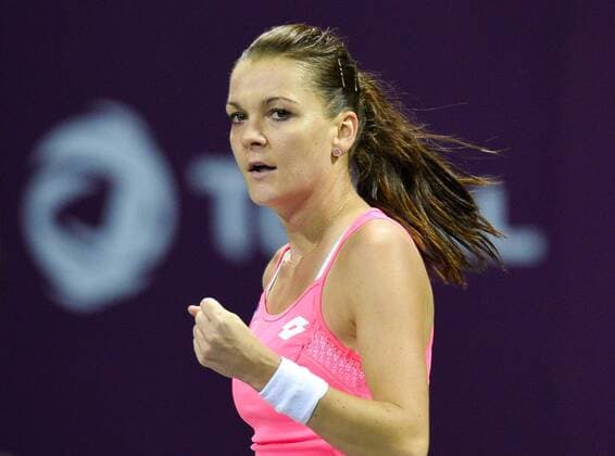 DOHA, Feb. 25, 2016 -- Agnieszka Radwanska of Poland reacts during the women s singles quarterfinal match against Roberta Vinci of Italy at the WTA Tennis Damen Qatar Open 2016 in Doha, Qatar, Feb. 25, 2016. Agnieszka Radwanska won 2-1. ) (SP)QATAR-DOHA-TENNIS-WTA QATAR OPEN 2016 Nikku 