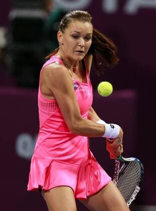 (160227) -- DOHA, Feb. 26, 2016 -- Agnieszka Radwanska of Poland returns the ball during the women s singles semi-final match against Carla Suarez Navarro of Spain at the WTA Tennis Damen Qatar Total Open 2016 in Doha, Qatar Feb. 26, 2016. Carla Suraez Navarro won 2-0. ) (SP)QATAR-DOHA-TENNIS-WTA QATAR OPEN 2016 Nikku 