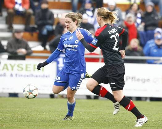 SC Sand - 1. FFC Turbine Potsdam Nina BURGER, SC Sand - Stefanie DRAWS, FFC Turbine Potsdam, Aktion quer, Fußball, Frauen, Allianz-Frauen-Bundesliga Saison 2015 2016