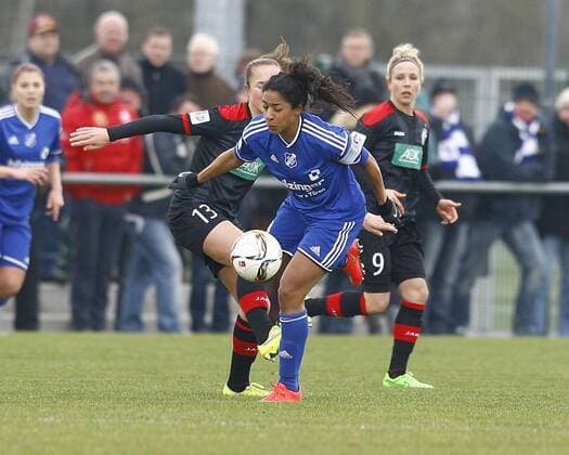 SC Sand - 1. FFC Turbine Potsdam Lia Joelle WAELTI (WÄLTI), FFC Turbine Potsdam - Chioma Nisa IGWE, SC Sand, Aktion quer, Fußball, Frauen, Allianz-Frauen-Bundesliga Saison 2015 2016