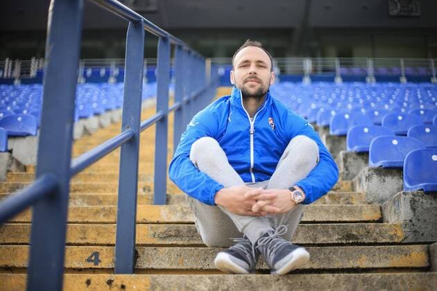 Fußball, Fotoshooting mit Gordon Schildenfeld PXL_Gordon Schildenfeld 24.02.2016., Zagreb, Croatia - Gordon Schildenfeld, football defender who plays for GNK Dinamo Zagreb and for Croatian national team Nationalteam  PetarxGlebov PIXSELL