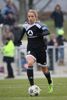 Kathrin Hendrich (FFC) - 1. FFC Frankfurt vs. 1. FC Köln, Stadion am Brentanobad