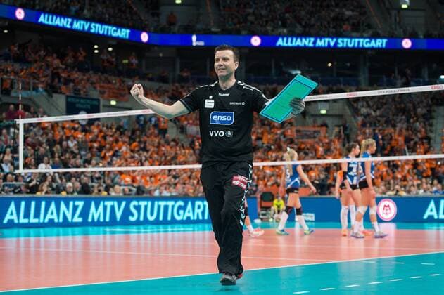 28.02.2016, SAP Arena, Mannheim Volleyball, DVV-Pokal Finale, Allianz MTV Stuttgart vs. Dresdner SC Jubel Alexander Waibl (Trainer Coach Dresden)