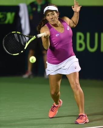 US Irina Falconi returns the ball to Belgian Alison Van Uytvanck during a match in the first day of the Monterrey Open in Mexico, on 29 February 2016. Monterrey Open !ACHTUNG: NUR REDAKTIONELLE NUTZUNG!  MEX01 20160301-635924075716865859