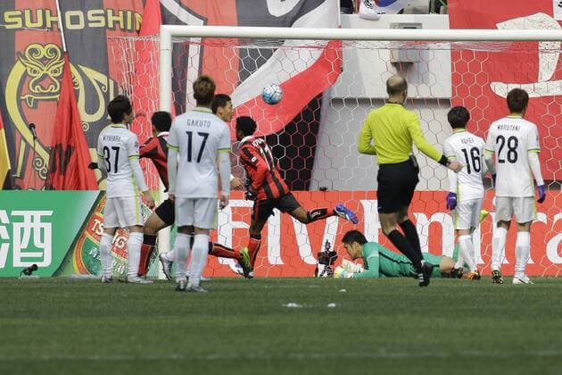 March 1, 2016 - Seoul, South Korea - Carlos Adriano(C) of FC Seoul action during an ACL FC Seoul v Sanfrecce Hiroshima match at Seoul World Cup Stadium in South Korea. Match won the FC Seoul, Score 4-1. ACL-FC Seoul v Sanfrecce Hiroshima-Seoul - ZUMAs168