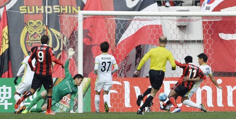 Adriano hat-trick crushes Sanfrecce in Seoul Striker Adriano of South Korea s FC Seoul (11) scores the last of his three goals in the second half of a Group F match against Japan s Sanfrecce Hiroshima at the Asian Champions League in Seoul on March 1, 2016. FC Seoul won 4-1. 