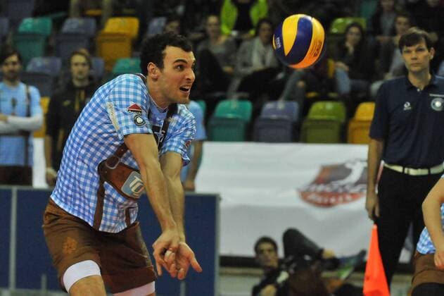 02.03.2016, xtkx, Volleyball 1.Bundesliga, United Volleys - TSV Herrsching, emspor v.l. Julius Hoefer (Herrsching) ,