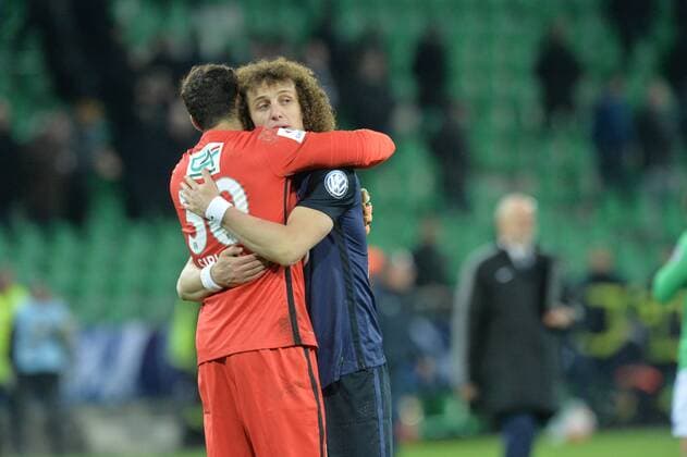 Fußball, Coupe de France, AS St. Etienne - Paris St. Germain Salvatore Sirigu, David Luiz (psg) - Fussball Frankreich, Coupe de France, AS Saint Etienne vs. Paris Saint Germain PSG - 02 03 2016 FredericChambert Panoramic 