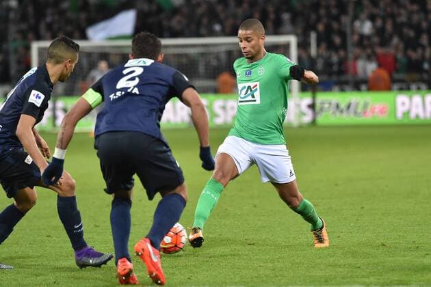 Fußball, Coupe de France, AS St. Etienne - Paris St. Germain Kevin Monnet Paquet (saint etienne) vs Marquinhos, Thigo Silva (psg) - Fussball Frankreich, Coupe de France, AS Saint Etienne vs. Paris Saint Germain PSG - 02 03 2016 FredericChambert Panoramic 