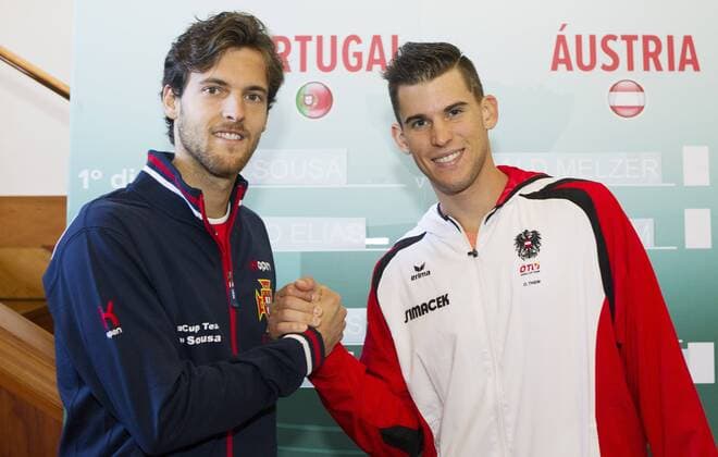 Tennis, Davis Cup, Portugal - Österreich Pressetermin TENNIS - ITF, Davis Cup, POR vs AUT GUIMARAES,PORTUGAL,03.MAR.16 - TENNIS - ITF, Davis Cup, Portugal vs Austria, draw. Image shows Joao Sousa (POR) and Dominic Thiem (AUT). GEPAxpictures xMatthiasxHauer