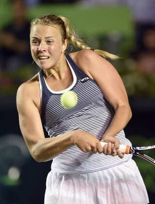 Estonian Anett Kontaveit returns a ball to Italian Sara Errani during a match of the Monterrey Open in Monterrey, Mexico, 02 March 2016. Monterrey Open tennis tournament !ACHTUNG: NUR REDAKTIONELLE NUTZUNG!  MEX102 20160304-635926606457628230
