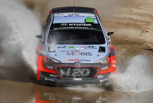 New Zealand Hayden Paddon in action with his Hyundai N i20 WRC Motorsport Rallye WM during the El Chocolate stage of Rally of Mexico, in Leon, Mexico, 04 March 2016. Rally of México !ACHTUNG: NUR REDAKTIONELLE NUTZUNG!  MEX01 20160304-635927243201036684