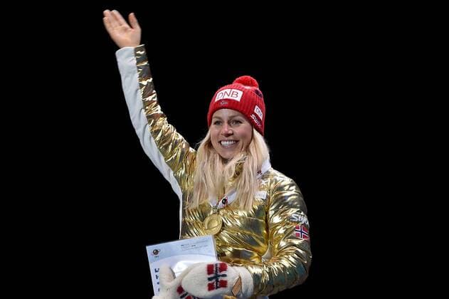 BIATHLON - IBU WC Oslo 2016 OSLO,NORWAY,05.MAR.16 - BIATHLON - IBU World Championships, 7.5km sprint, ladies, award ceremony. Image shows Tiril Eckhoff (NOR). Keywords: medal. GEPAxpictures xFlorianxErtl