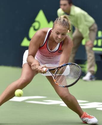 Estonian tennis player Anett Kontaveit in action against Belgian Kirsten Flipkens during the Monterrey Open Tennis semifinal game played at Monterrey, Mexico on 05 March 2016. Anett Kontaveit vs Kirsten Flipkens !ACHTUNG: NUR REDAKTIONELLE NUTZUNG!  MEX200 20160305-635928141070634906