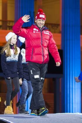 05.03.2016. Oslo Holmenkollen, Oslo, Norway. IBU Biathlon World Cup. Day One. Ole Einar Bjoerndalen of Norway second place winner of men 10km at the medal ceremony during the IBU World Championships Biathlon in Holmenkollen Oslo, Norway. xNigelxWaldronx  ActionPlus11715027