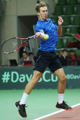 Tennis, Davis Cup, Russland - Schweden KAZAN, RUSSIA. MARCH 6, 2016. Sweden s tennis player Isak Arvidsson returns the ball in Rubber 4 of the Davis Cup Group I Europe Africa Zone 1st Round tie against Russia at Kazan Tennis Academy. Arvidsson lost 6-4, 6-0. Sweden lost the tie 5-0. Yegor Aleyev TASS  TS018B2B