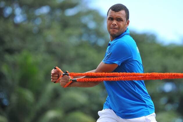Tennis, Davis Cup, Frankreich - Kanada, Tsonga trainiert mit Fußball Jo Wilfried Tsonga (fra) TENNIS : Daviscup, Davis Cup, Frankreich vs Kanada - 06 03 2016 TennisMagazine 
