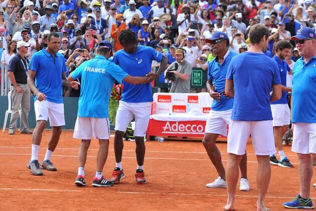 Tennis, Davis Cup, Frankreich - Kanada Jubel FRA Yannick Noah, Gael Monfils, Jo Wilfried Tsonga, Richard Gasquet et Gilles Simon TENNIS : Daviscup, Davis Cup, Frankreich vs Kanada - 06 03 2016 TennisMagazine 