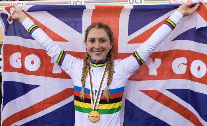LONDON, March 6, 2016 -- Laura Trott of Britain celebrates after winning the Gold medal in the Women s Omnium at the 2016 Track cycling Rad Radsport Bahnrad Bahn World Championships in London, Britain on March 6, 2016. ) (SP)BRITAIN-LONDON-TRACK CYCLING-WORLD CHAMPIONSHIPS-DAY 5 RichardxWashbrooke 