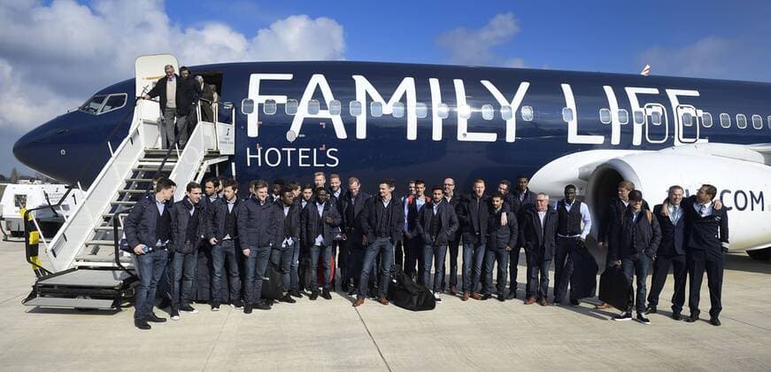 Gent s players pictured after the arrival of Belgian first league soccer team KAA Gent, Monday 07 March 2016 at Braunschweig airport, Germany. Gent is preparing for the return leg of the 1 8 finals of the UEFA Champions League competition against German club VfL Wolfsburg Tomorrow. Wolfsburg won the first leg 2-3. YORICKxJANSENS  x04806265x
