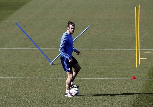 Fußball, Champions League, Real Madrid Training Real Madrid s Welsh midfielder Gareth Bale takes part in a team s training session at Valdebebas complex, outside Madrid, Spain, 07 March 2016, on the eve of the Champions League round of 16 second leg match against AS Roma at Madrid s Santiago Bernabeu stadium. REAL MADRID TRAINING SESSION !ACHTUNG: NUR REDAKTIONELLE NUTZUNG!  GRA049 20160307-635929517936699532