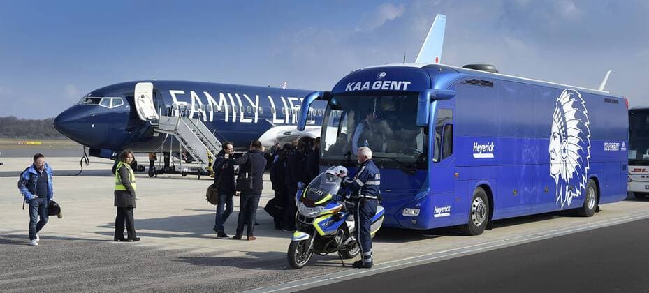 Illustration picture shows the KAA Gent team bus after the arrival of Belgian first league soccer team KAA Gent, Monday 07 March 2016 at Braunschweig airport, Germany. Gent is preparing for the return leg of the 1 8 finals of the UEFA Champions League competition against German club VfL Wolfsburg Tomorrow. Wolfsburg won the first leg 2-3. YORICKxJANSENS  x04806269x