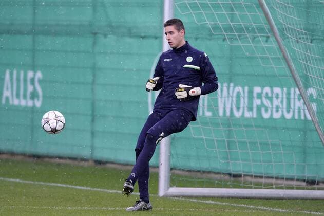 Wolfsburg s goalkeeper Koen Casteels pictured during a training of German first league soccer team VfL Wolfsburg, Monday 07 March 2016 in Wolfsburg, Germany. Wolfsburg is preparing for the return leg of the 1 8 finals of the UEFA Champions League competition against Belgian club KAA Gent Tomorrow. Wolfsburg won the first leg 2-3. YORICKxJANSENS  x04806657x