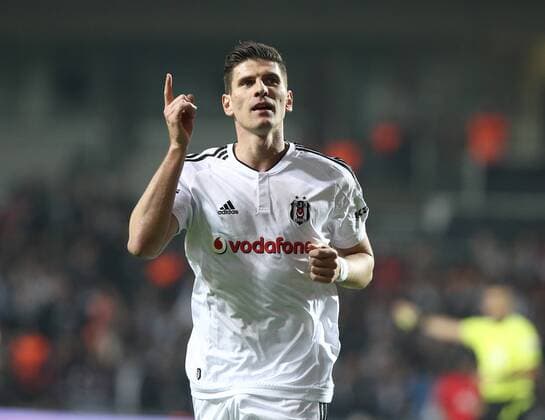 Turkey Spor Toto Superlig soccer match between Besiktas and Eskisehirspor in Istanbul , Turkey , March 07, 2016. Final Score : Besiktas 3 - Eskisehirspor 1 Pictured: Mario Gomez of Besiktas. 