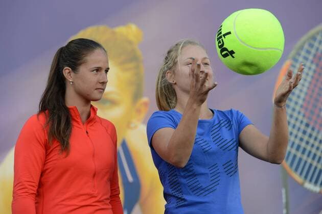 March 7, 2016 - Indian Wells, California, United States - DARIA KASATKINA (left) and DARIA GAVRILOVA at the WTA Tennis Damen draw ceremony for the BNP Paribas Open in Indian Wells California. Tennis 2016 - BNP Paribas Open - Day 1 - ZUMAl132