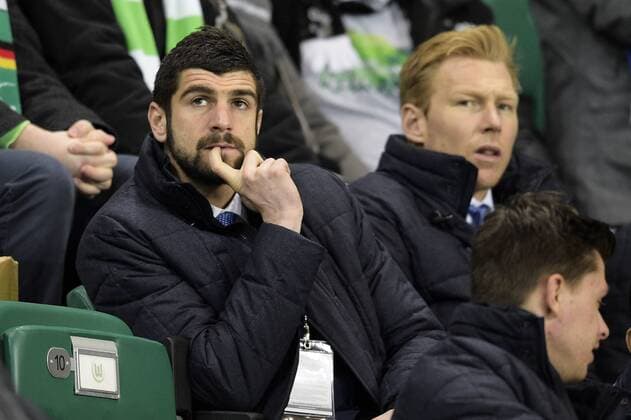 Gent s Stefan Mitrovic and Gent s goalkeeper Brian Vandenbussche pictured before a soccer game between German team VfL Wolfsburg and Belgian club KAA Gent, the return game of the 1 8 final s of the UEFA Champions League competition, Tuesday 08 March 2016 in Wolfsburg, Germany. Wolfsburg won the first leg 2-3. YORICKxJANSENS  x04807128x