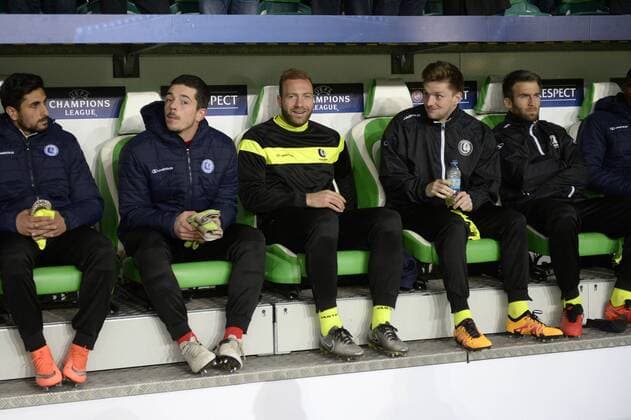 Gent s Kenneth Saief, Gent s goalkeeper Yannick Thoelen, Gent s Laurent Depoitre, Gent s Thomas Foket and Gent s Lucas Deaux pictured at the start of a soccer game between German team VfL Wolfsburg and Belgian club KAA Gent, the return game of the 1 8 final s of the UEFA Champions League competition, Tuesday 08 March 2016 in Wolfsburg, Germany. Wolfsburg won the first leg 2-3. YORICKxJANSENS  x04807240x