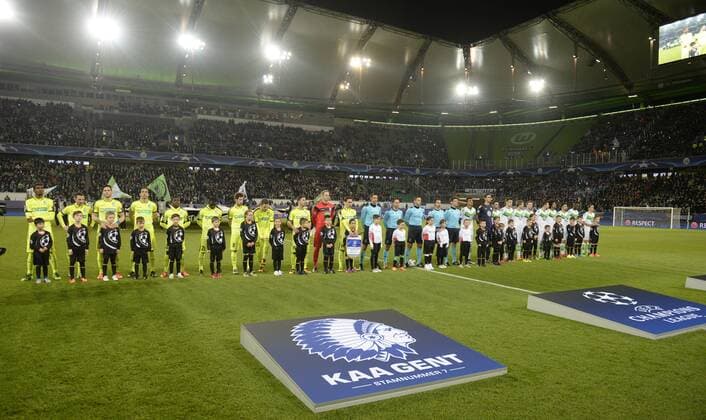 Gent s players and Wolfsburg s players pictured before a soccer game between German team VfL Wolfsburg and Belgian club KAA Gent, the return game of the 1 8 final s of the UEFA Champions League competition, Tuesday 08 March 2016 in Wolfsburg, Germany. Wolfsburg won the first leg 2-3. YORICKxJANSENS  x04807257x