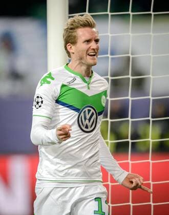 8. Maerz 2016: Wolfsburg, Volkswagen Arena: Fussball UEFA Champions League: VfL Wolfsburg - KAA Gent: Wolfsburgs Andre Schuerrle jubelt ueber seinen Treffer zum 1:0.