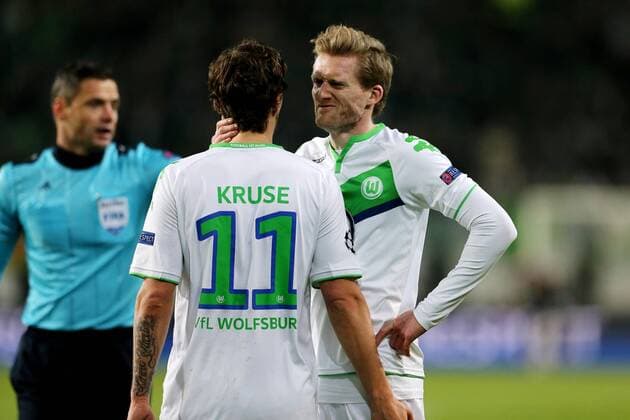 Wolfsburg, 8. März 2016 - Fußball, UEFA Champions League 2015 16, VfL Wolfsburg - KAA Gent: Max Kruse (VfL Wolfsburg, 11), Andre Schürrle (VfL Wolfsburg, 17) 