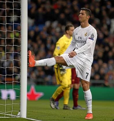 Second leg match of the 1 8 of the Champions League played between Real Madrid and AS Rom. In this picture, Cristiano Ronaldo dejected. xJosexA.xGarciax 