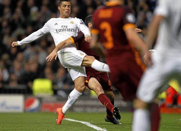 Second leg match of the 1 8 of the Champions League played between Real Madrid and AS Rom. In this picture, Cristiano Ronaldo scores his goal. xANGELxRIVEROx 