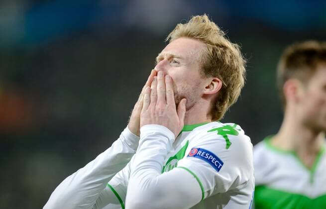 8. Maerz 2016: Wolfsburg, Volkswagen Arena: Fussball UEFA Champions League: VfL Wolfsburg - KAA Gent: Wolfsburgs Andre Schuerrle jubelt ueber seinen Treffer zum 1:0.