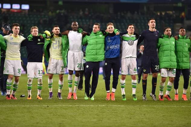 08.03.2016, Fussball, Saison 2015 2016, Champions League, Achtelfinale, VfL Wolfsburg - KAA Gent 1:0, Wolfsburgs Spieler feiern den Sieg
