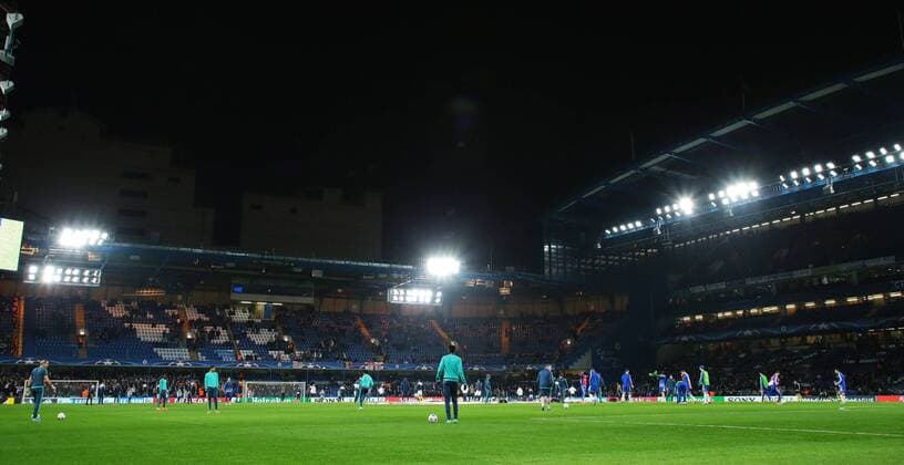 09.03.2016. Stamford Bridge, London, England. Champions League. Chelsea versus Paris Saint Germain. Players warm up before kick off xMarkxKertonx  ActionPlus11715900