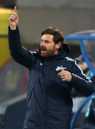 ST. PETERSBURG, RUSSIA. MARCH 9, 2016. Zenit s head coach Andre Villas-Boas reacts in the second leg of the 2015-16 UEFA Champions League Last 16 football match against SL Benfica at Petrovsky Stadium. SL Benfica won the game 2:1. Alexander Demianchuk TASS  TS018E2D