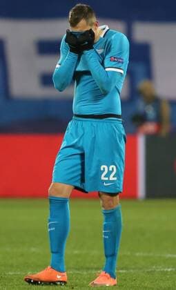 FuÃŸball, Champions League, Zenit St. Petersburg - Benfica Lissabon ST. PETERSBURG, RUSSIA. MARCH 9, 2016. Zenit s Artyom Dzyuba seen in the second leg of the 2015-16 UEFA Champions League Last 16 football match against SL Benfica at Petrovsky Stadium. SL Benfica won the game 2:1. Alexander Demianchuk TASS  TS018E39