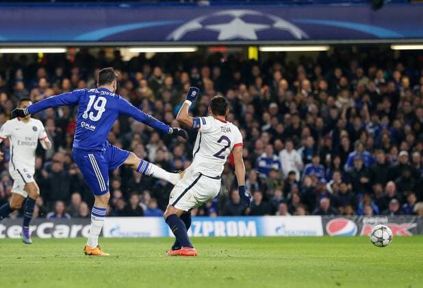 Chelsea s Diego Costa scoring his sides opening goal - UEFA Champions League - Chelsea vs Paris Saint Germain - Stamford Bridge - London - England - 9th March 2016 - Pic David Klein Sportimage EDITORIAL USE ONLY. No use with unauthorised audio, video, data, fixture lists, club league logos or live services. Online in-match use limited to 120 images, no video emulation. No use in betting, games or single club league player publications.