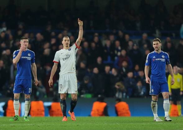 09.03.2016. Stamford Bridge, London, England. Champions League. Chelsea versus Paris Saint Germain. Paris St. Germain Forward Zlatan Ibrahimovic; signals for the ball during a goal kick xMarkxKertonx  ActionPlus11715996