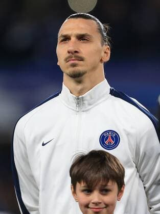 PSG s Zlatan Ibrahimovic in action - UEFA Champions League - Chelsea vs Paris Saint Germain - Stamford Bridge - London - England - 9th March 2016 - Pic David Klein Sportimage EDITORIAL USE ONLY. No use with unauthorised audio, video, data, fixture lists, club league logos or live services. Online in-match use limited to 120 images, no video emulation. No use in betting, games or single club league player publications.