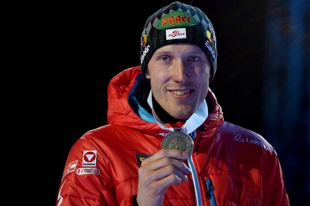 BIATHLON - IBU WC Oslo 2016 OSLO,NORWAY,10.MAR.16 - BIATHLON - IBU World Championships, 20km individual, men, award ceremony. Image shows Dominik Landertinger (AUT). Keywords: medal. GEPAxpictures xFlorianxErtl