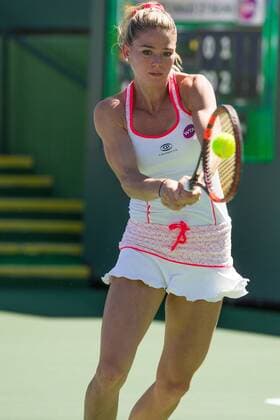 Tennis, WTA-Turnier in Indian Wells Indian Wells tournament INDIAN WELLS, California, United States - 10 03 2016: The Italian Camila Giorgi defeated in two sets to German Julia Goerges 6-3 6-2. (Photo: Celso Bayo FotoArena)  CelsoxBayo