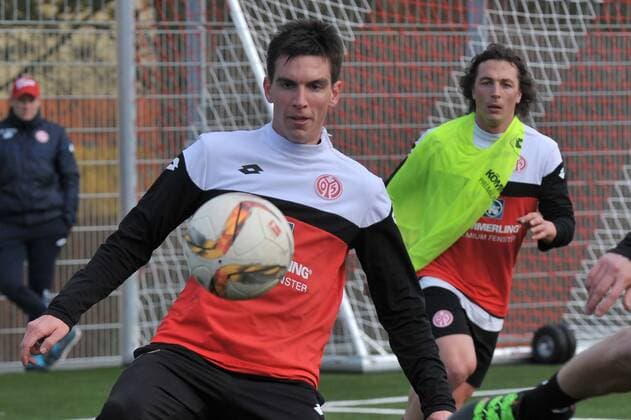 11.03.2016, xTKx, Fussball 1.Bundesliga, FSV MAINZ 05 Training, emspor, v.l. Christoph Moritz (Mainz 05) , Julian Baumgartlinger (Mainz 05) ,