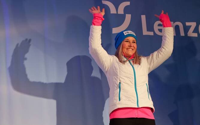 ALPINE SKIING - FIS WC Lenzerheide LENZERHEIDE,GERMANY,12.MAR.16 - ALPINE SKIING - FIS World Cup, Super G, ladies, award ceremony. Image shows the rejoicing of Tamara Tippler (AUT). Picture shot with a Canon EOS-1D X Mark II sample. GEPAxpictures xChristianxWalgram