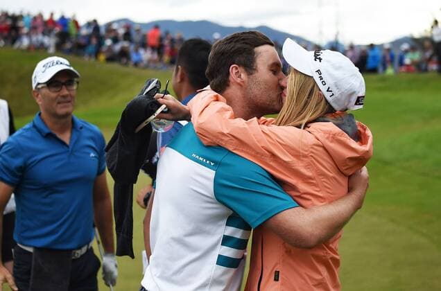 13.03.2016. Arrowtown, New Zealand. Australia s Matthewe Griffin kisses his girlfriend Liz Johnston after winning the NZ Open at The Hills during 2016 BMW ISPS Handa New Zealand Open. Sunday 13 March 2016. xAndrewxCornagax  ActionPlus11717585